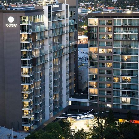 ホテル プルマン アデレード エクステリア 写真 Pullman Perth Waterfront