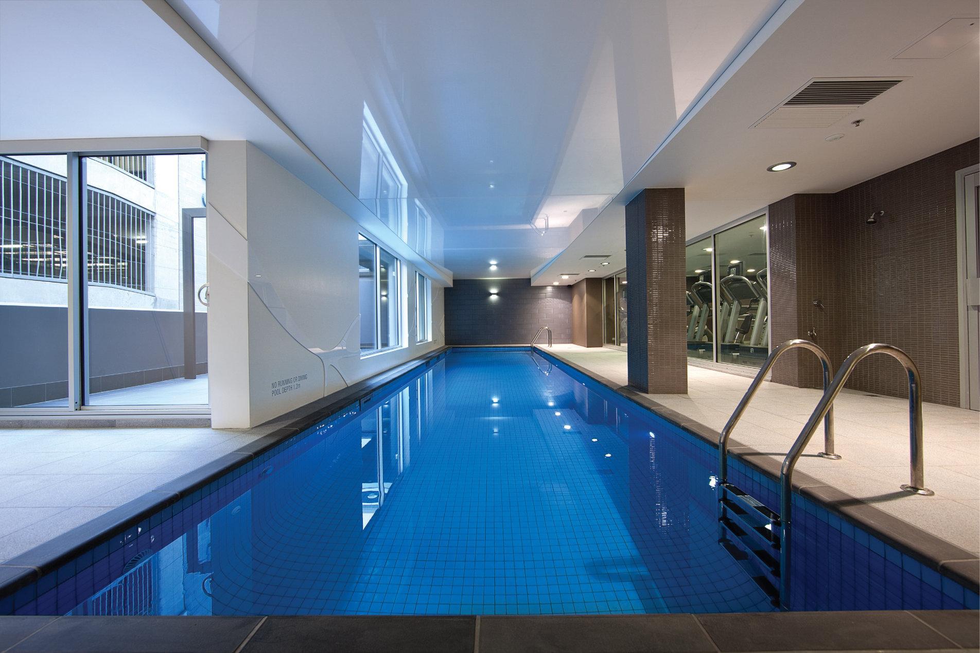 ホテル プルマン アデレード 設備 写真 The pool at the hotel