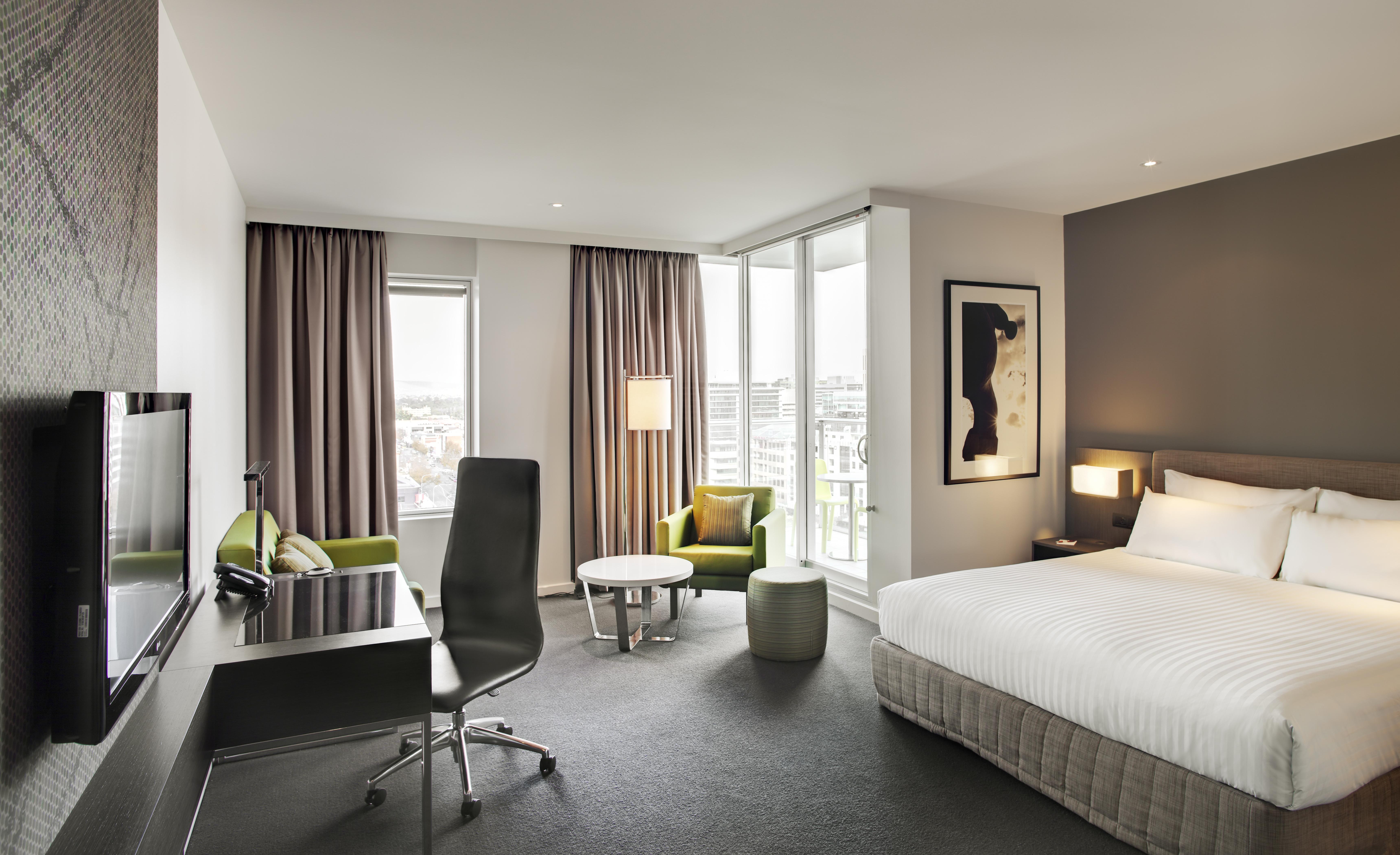 ホテル プルマン アデレード エクステリア 写真 A room at the hotel